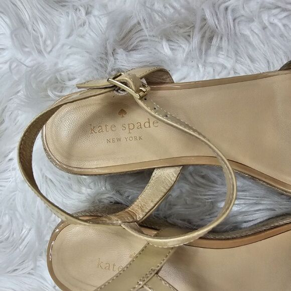 Kate Spade Espadrilles Wedge Mennie Sandals Size 8.5 Beige Floral Patent Leather - Picture 3 of 8